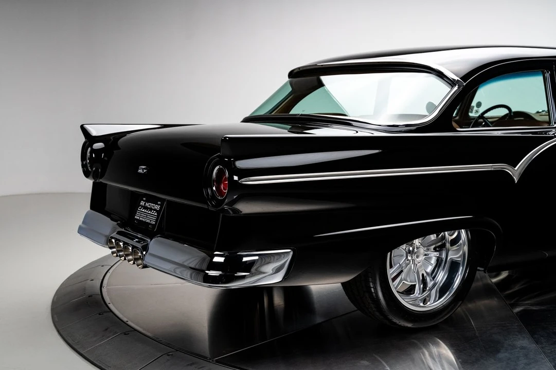 1957 Ford Customline - Image 5 of 21