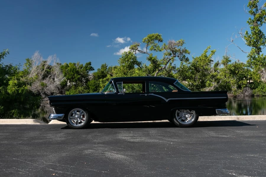 1957 Ford Customline - Image 18 of 31