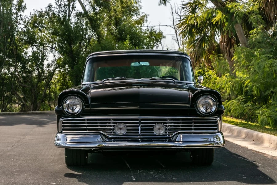 1957 Ford Customline - Image 4 of 31