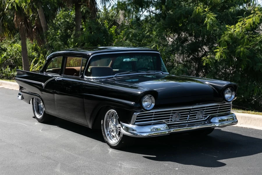 1957 Ford Customline - Image 25 of 31