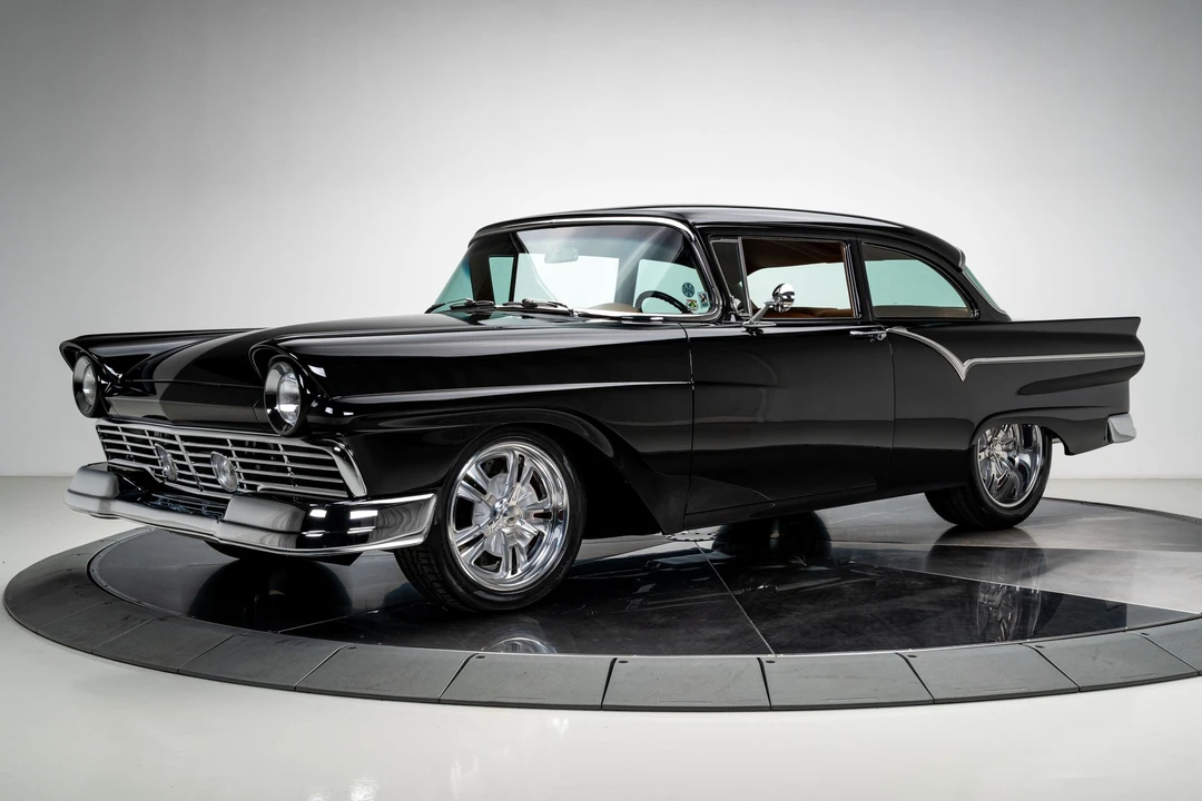 1957 Ford Customline - Image 7 of 31