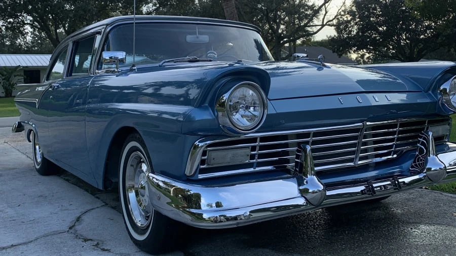 1957 Ford Customline - Image 4 of 13