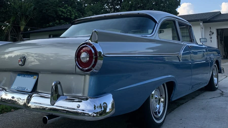 1957 Ford Customline - Image 5 of 13
