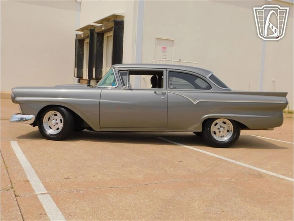 1957 Ford Customline - Image 11 of 31