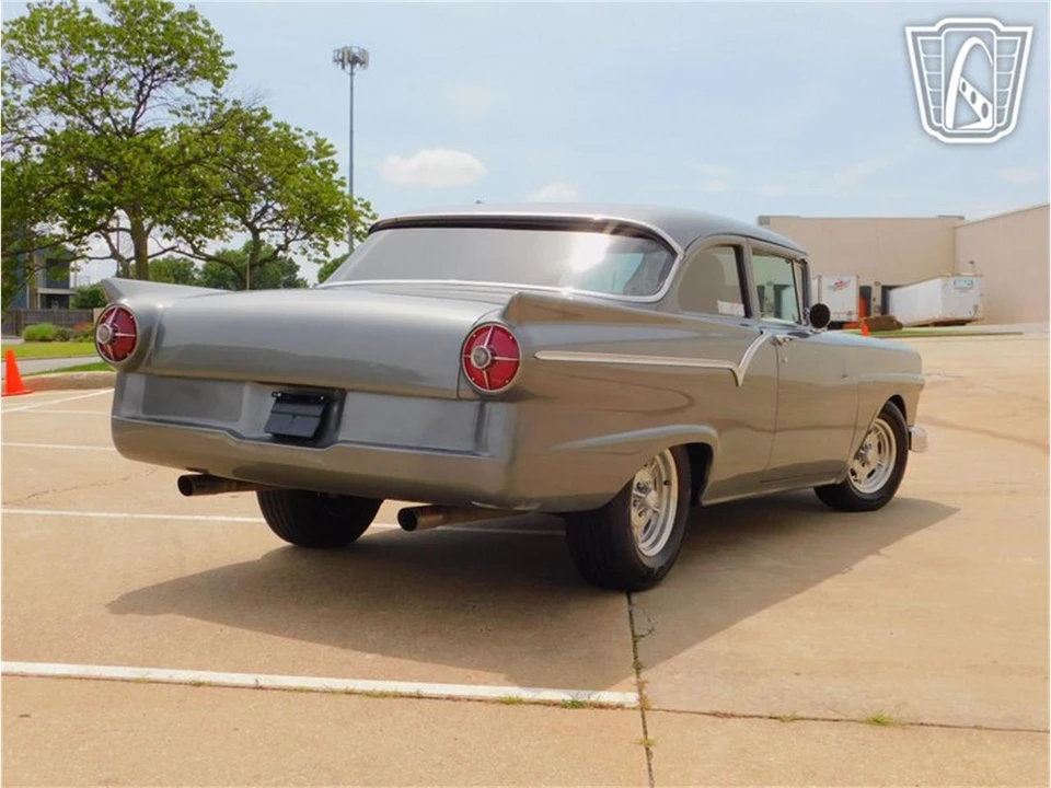 1957 Ford Customline - Image 23 of 31