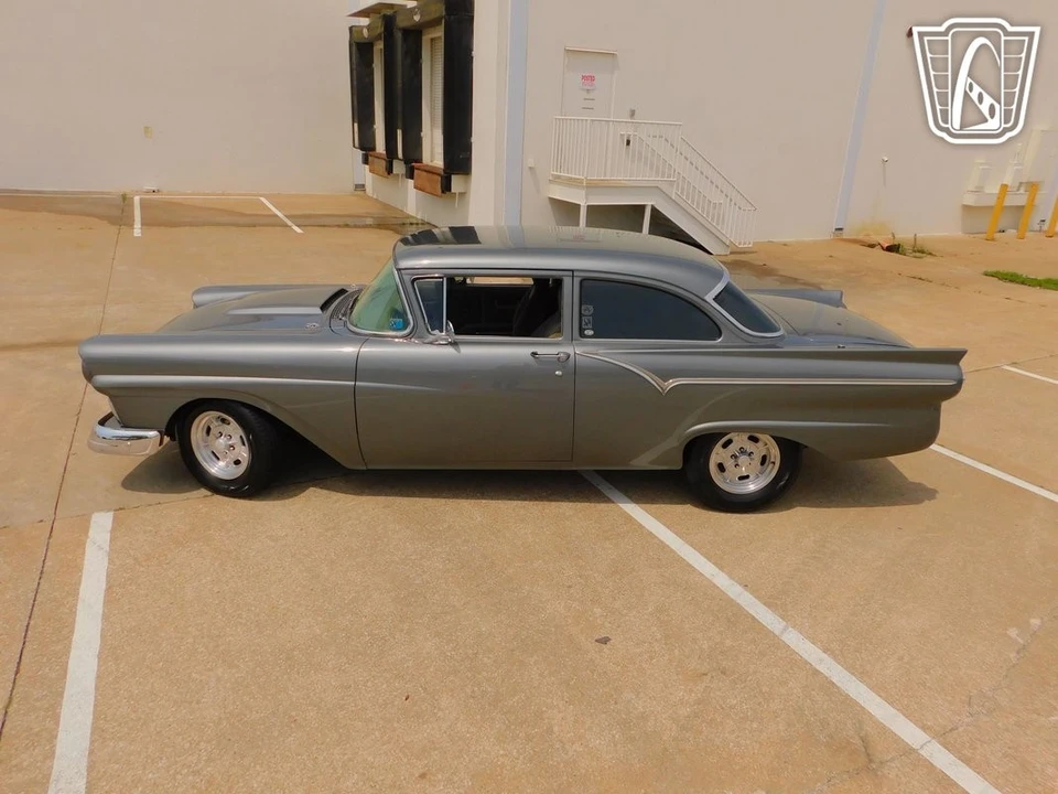 1957 Ford Customline - Image 12 of 12