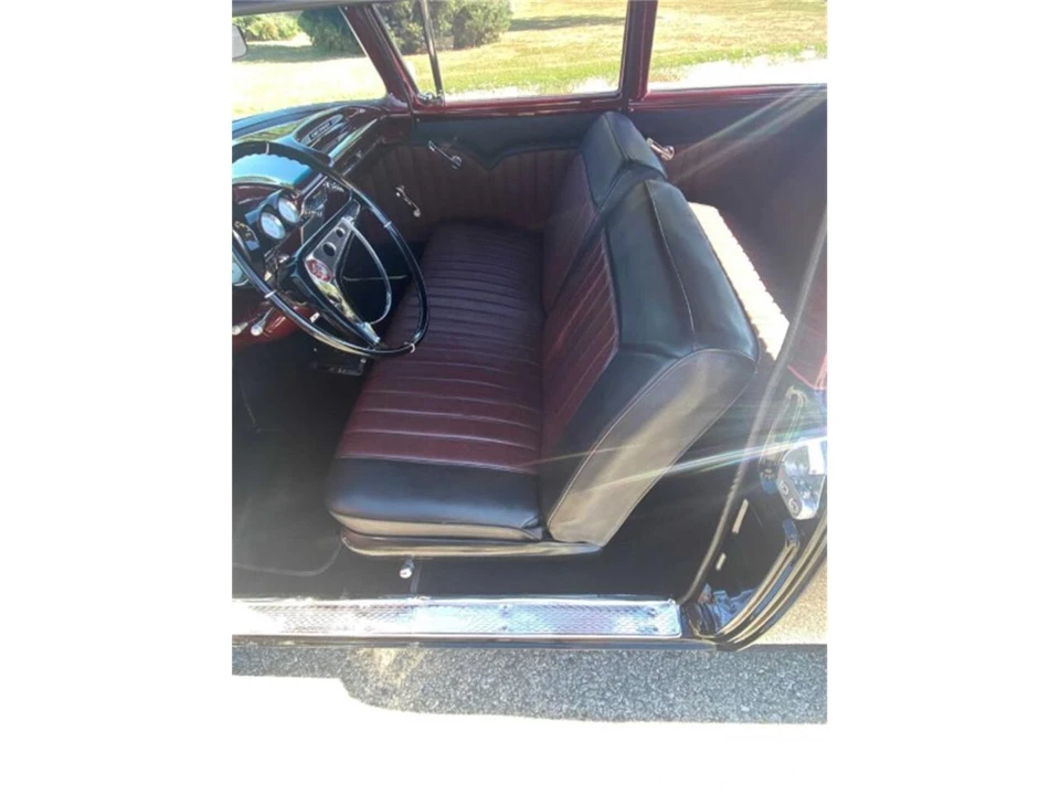 1957 Ford Customline - Image 9 of 10