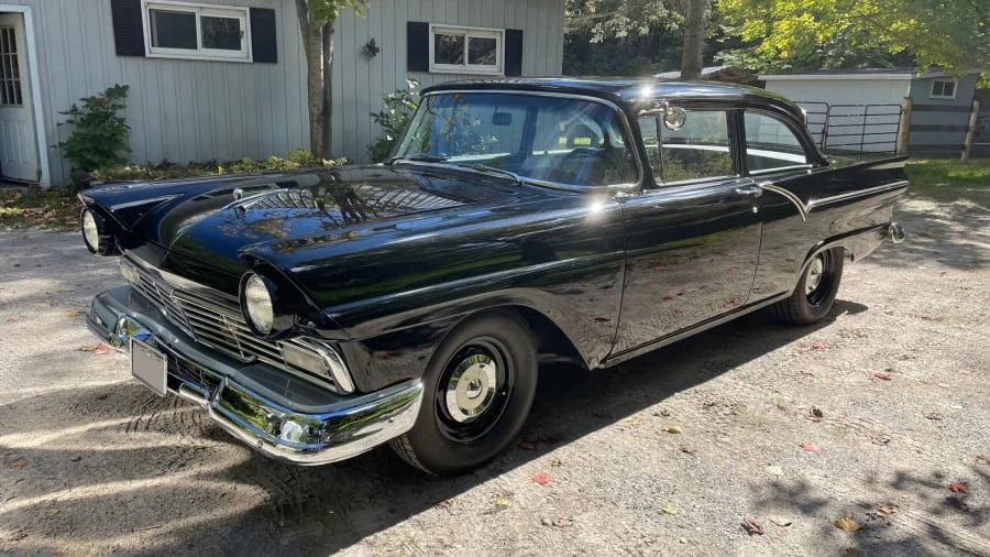 1957 Ford Customline - Image 5 of 23