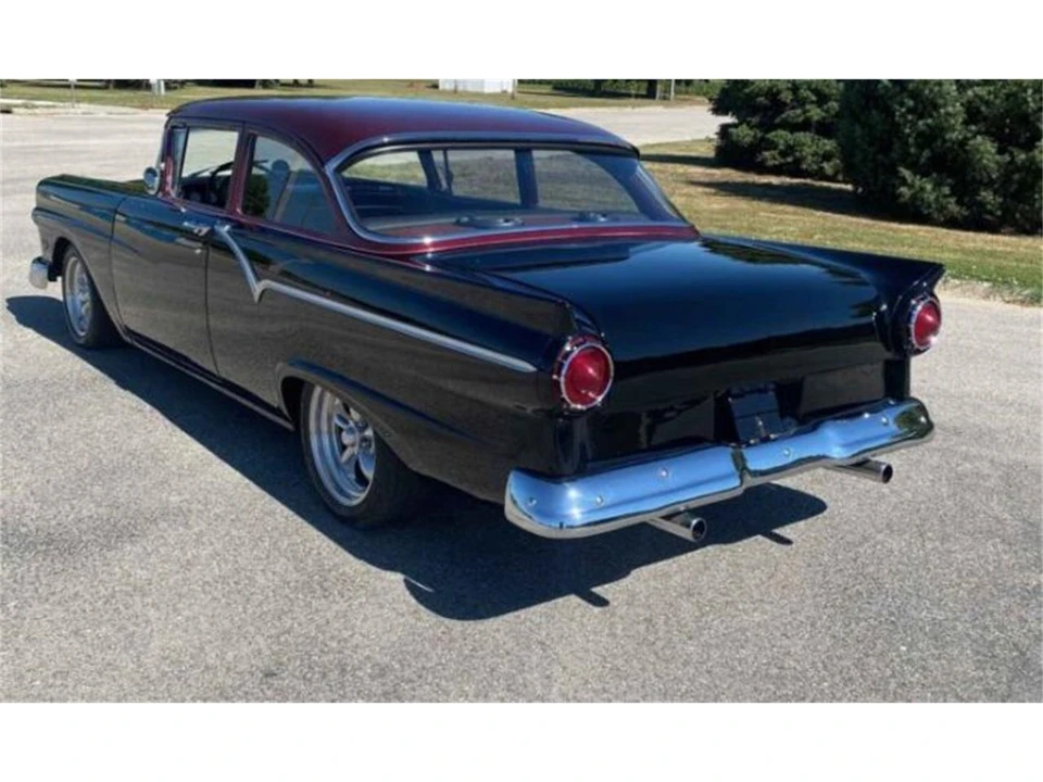 1957 Ford Customline - Image 22 of 24