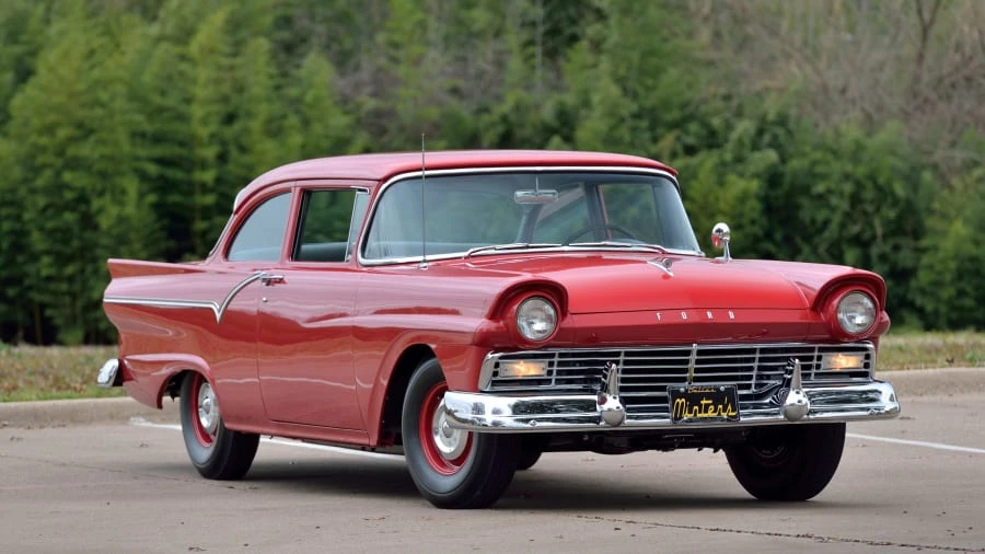 1957 Ford Customline - Image 12 of 20