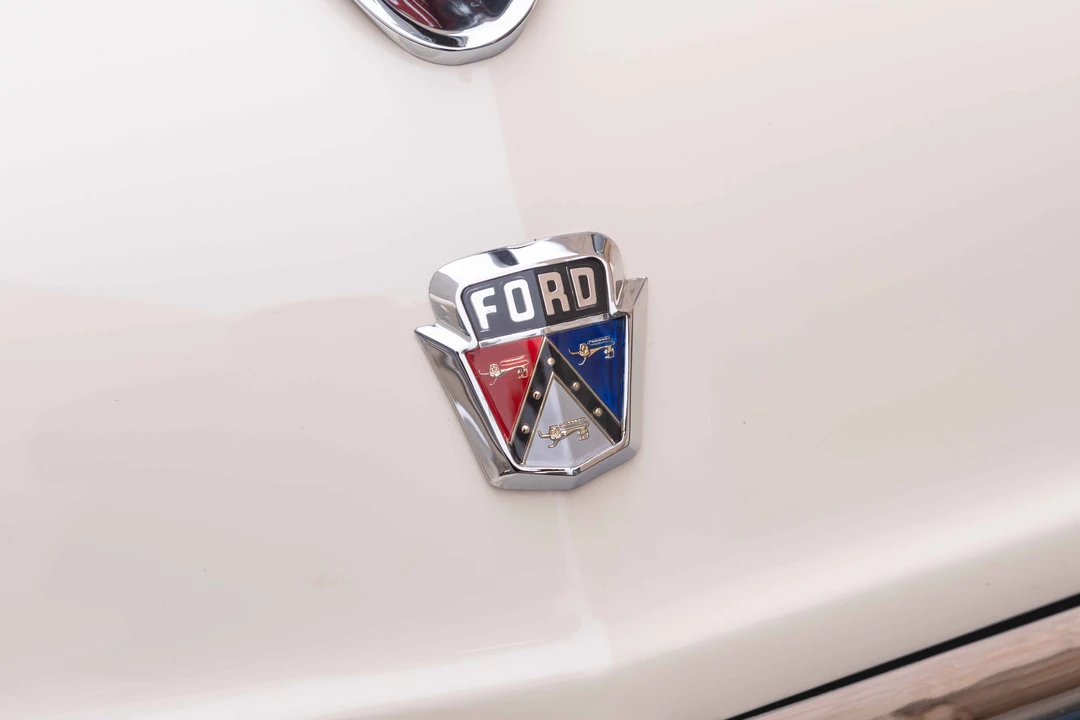 1957 Ford Customline - Image 30 of 31