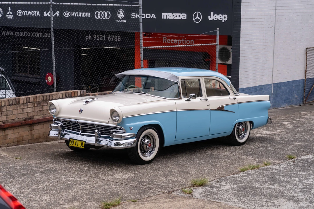 1957 Ford Customline - Image 9 of 31