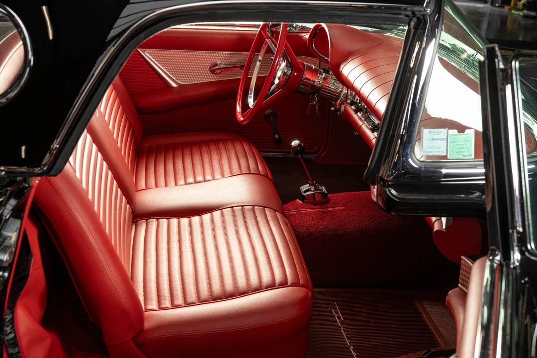 1957 Ford Thunderbird 1st Gen - Image 25 of 31