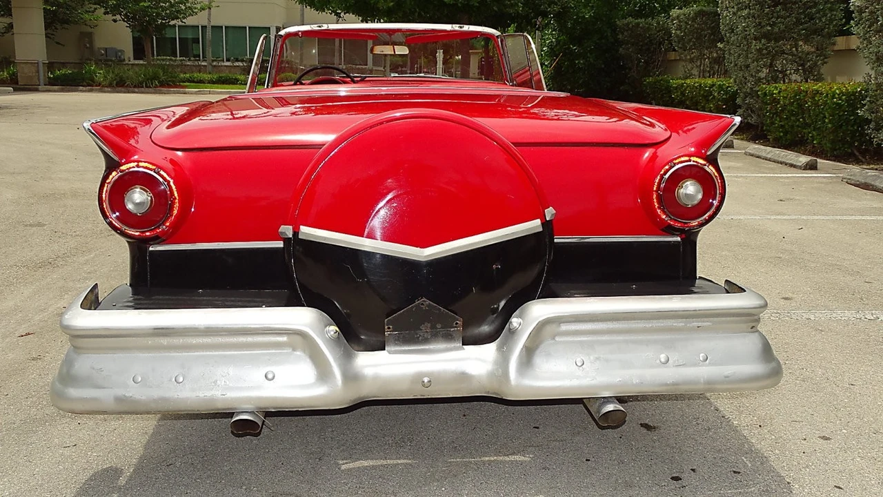 1957 Ford Fairlane 2nd Gen - Image 9 of 21