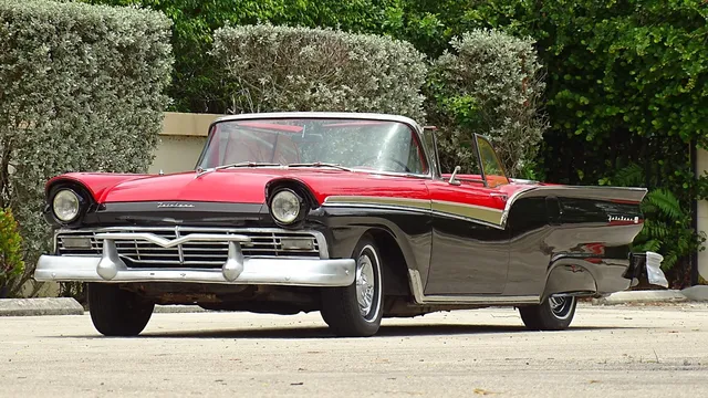 1957 Ford Fairlane 500 Skyliner Retractable Hardtop