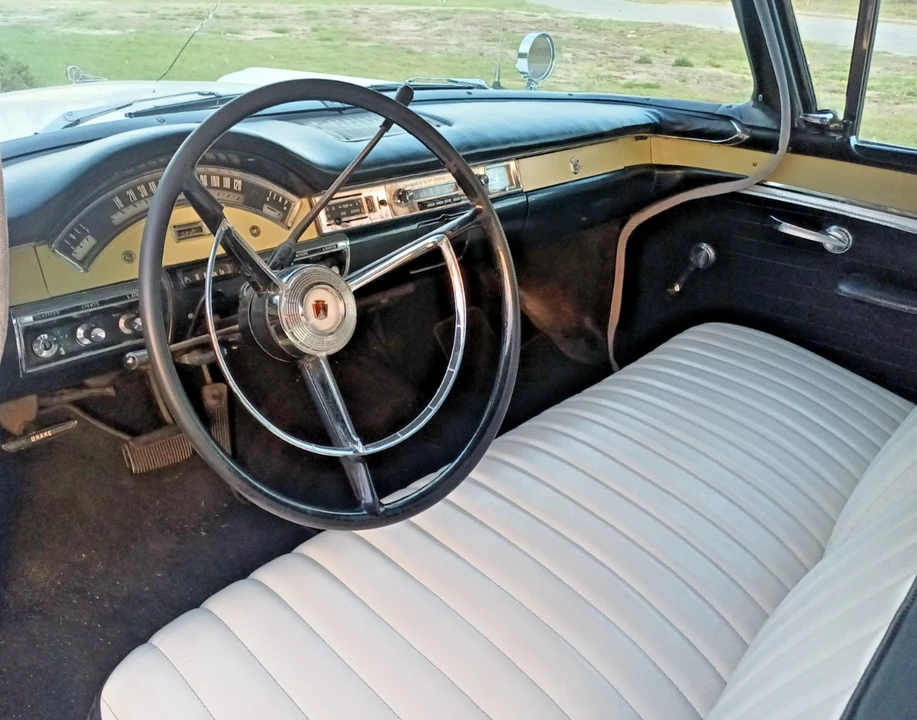 1957 Ford Fairlane 2nd Gen - Image 5 of 8