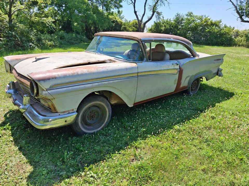 1957 Ford Fairlane 2nd Gen - Image 2 of 31
