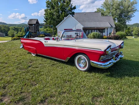 1957 Ford Fairlane 500 Convertible