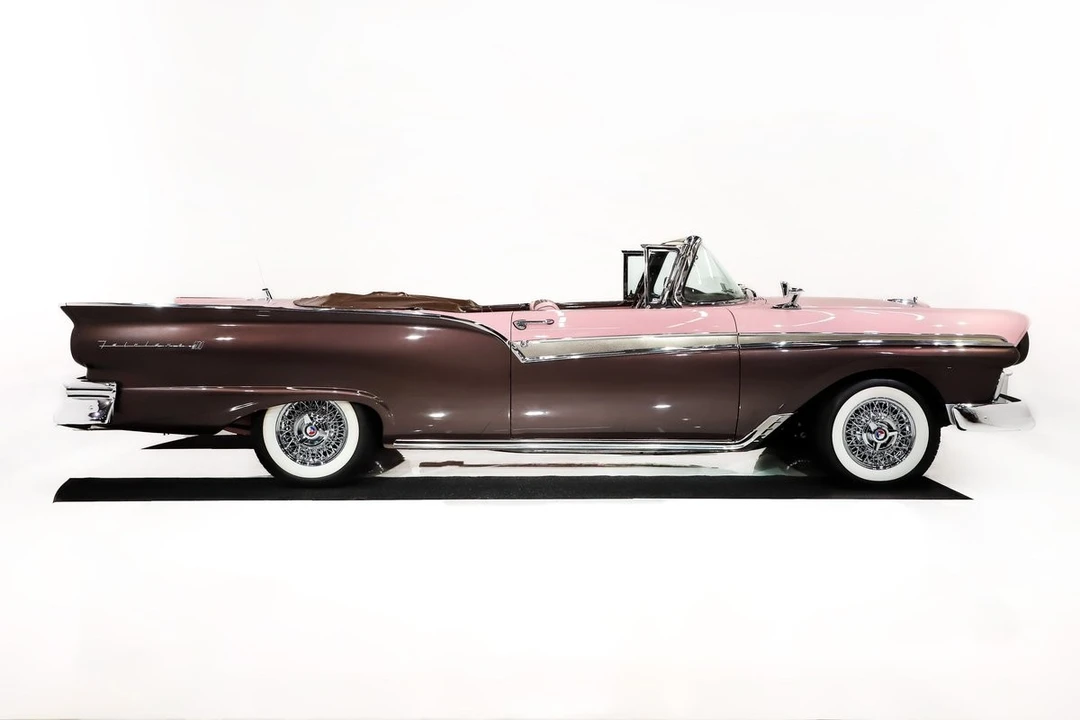 1957 Ford Fairlane 2nd Gen - Image 15 of 31