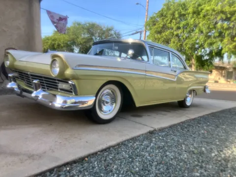 1957 Ford Fairlane 500