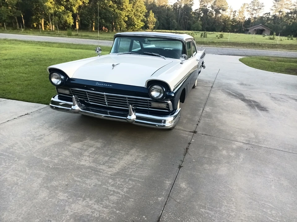 1957 Ford Fairlane 2nd Gen - Image 4 of 8