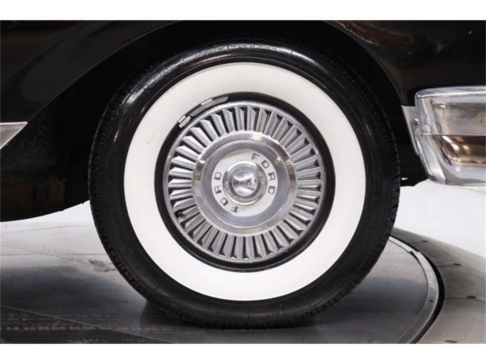 1957 Ford Fairlane 2nd Gen - Image 26 of 31