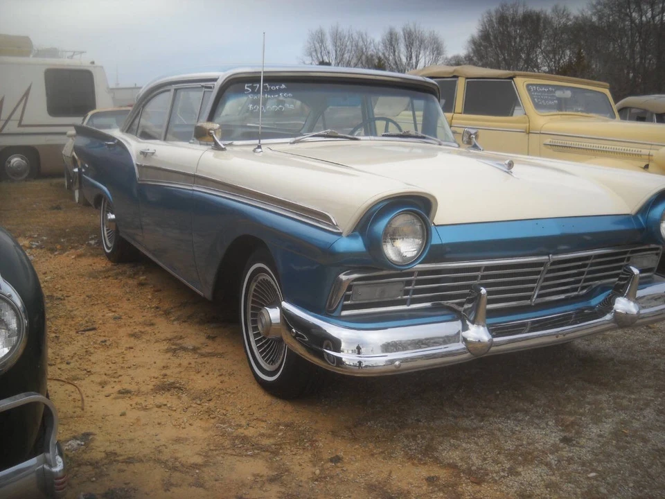 1957 Ford Fairlane 2nd Gen - Image 4 of 28