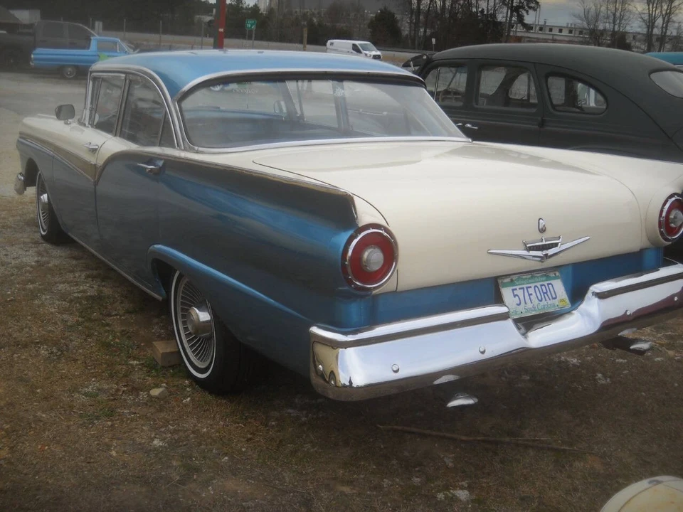 1957 Ford Fairlane 2nd Gen - Image 7 of 28