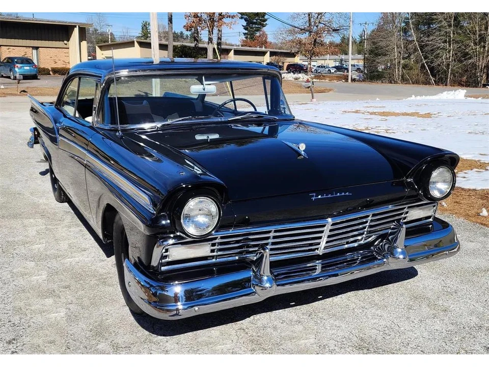 1957 Ford Fairlane 2nd Gen - Image 10 of 31