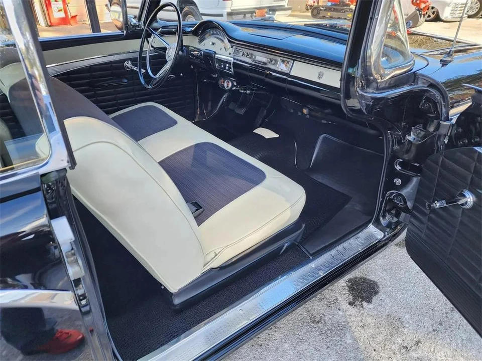 1957 Ford Fairlane 2nd Gen - Image 27 of 31