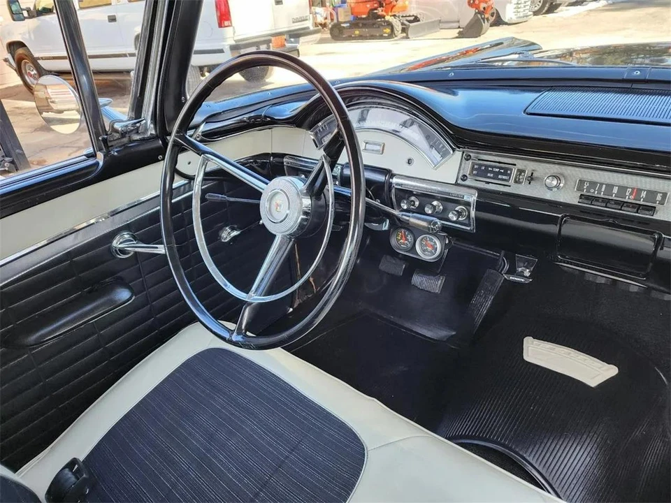 1957 Ford Fairlane 2nd Gen - Image 23 of 31