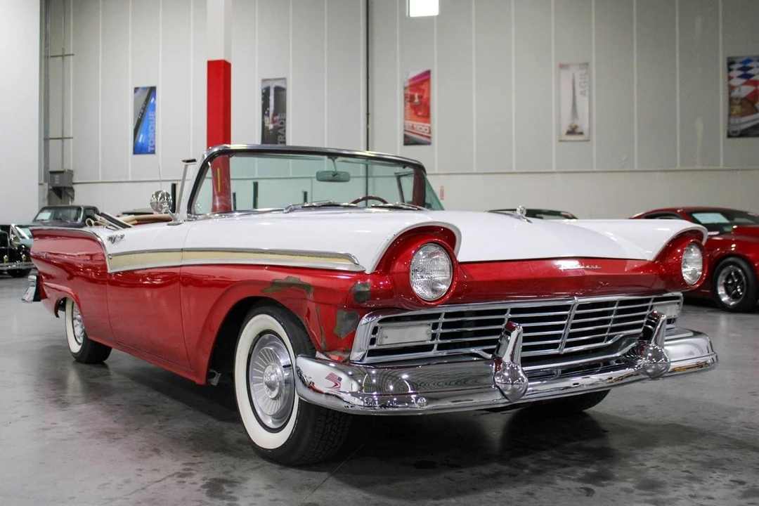 1957 Ford Fairlane 2nd Gen - Image 9 of 12