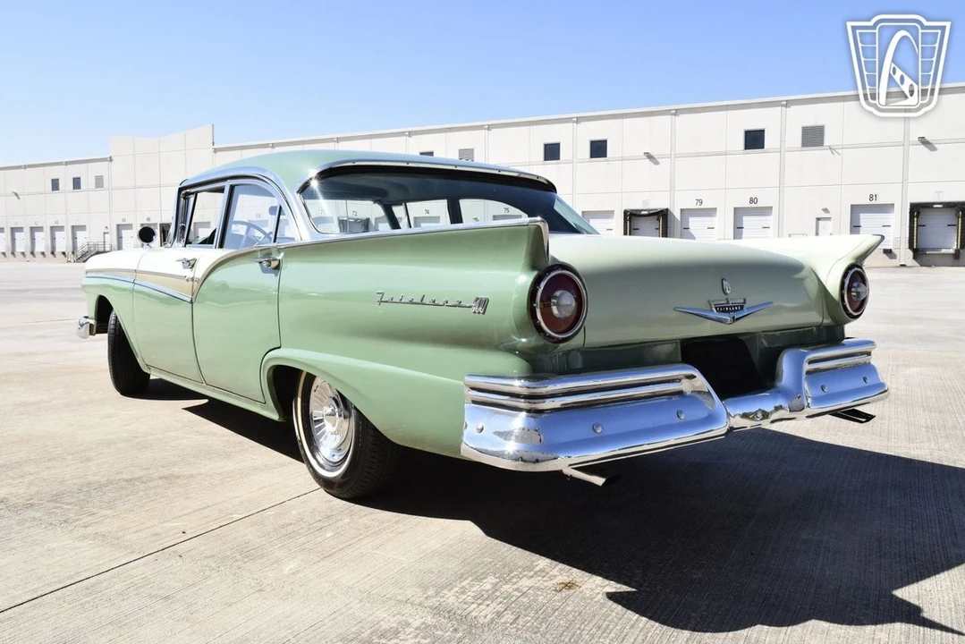 1957 Ford Fairlane 2nd Gen - Image 9 of 12