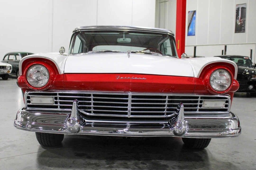 1957 Ford Fairlane 2nd Gen - Image 10 of 12