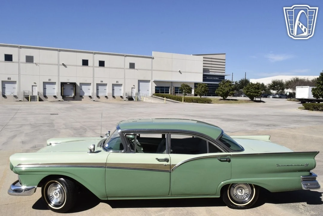1957 Ford Fairlane 2nd Gen - Image 4 of 12