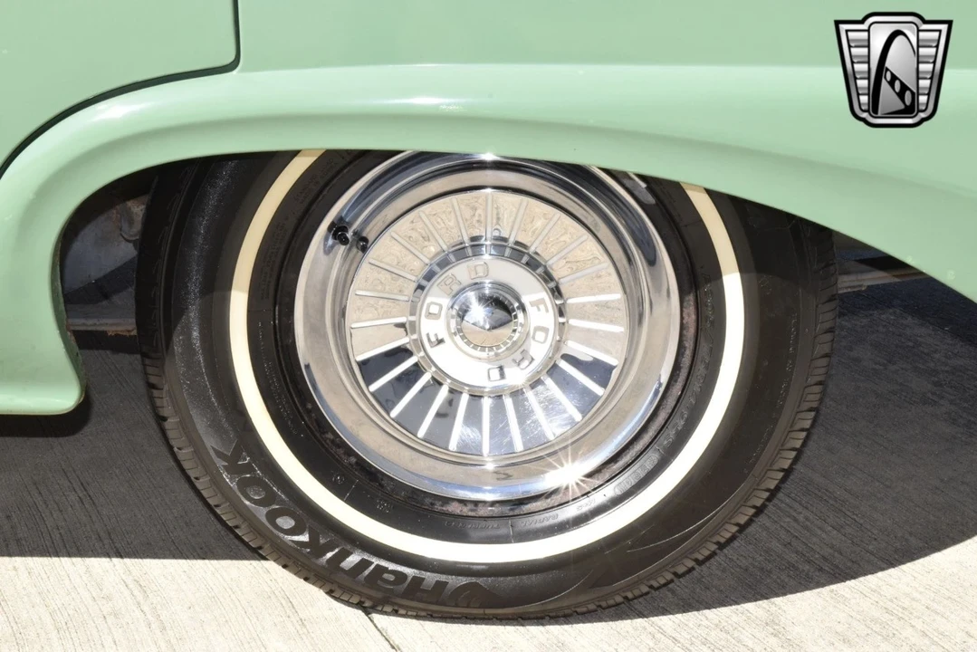 1957 Ford Fairlane 3rd Gen - Image 9 of 21