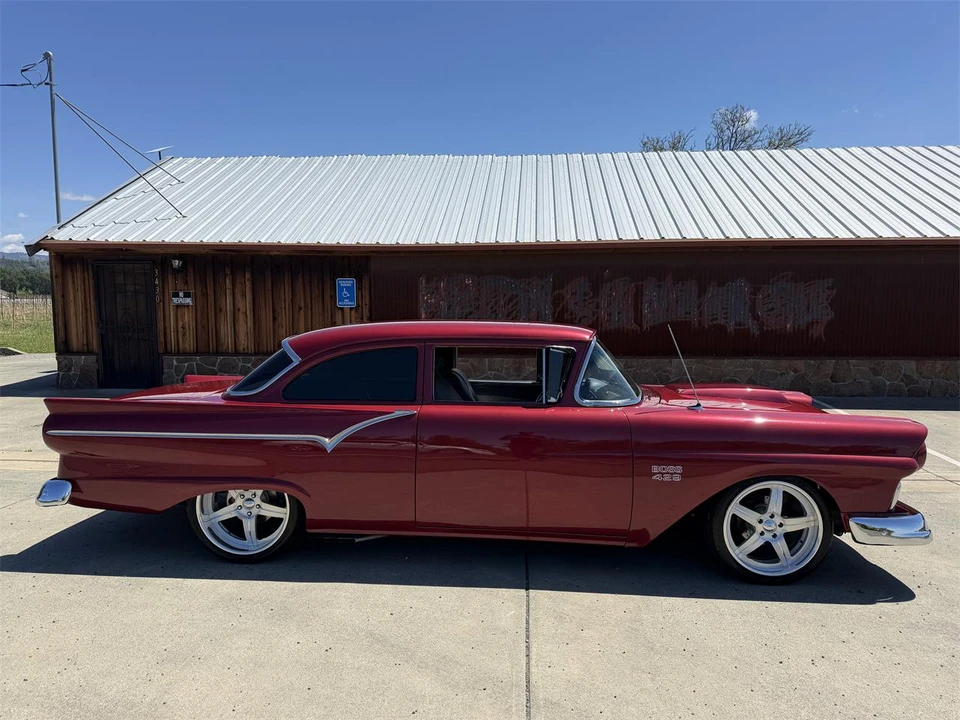 1957 Ford Fairlane 2nd Gen - Image 4 of 31