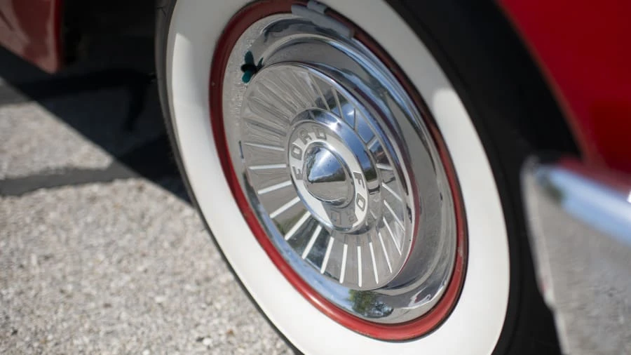 1957 Ford Fairlane 2nd Gen - Image 16 of 30