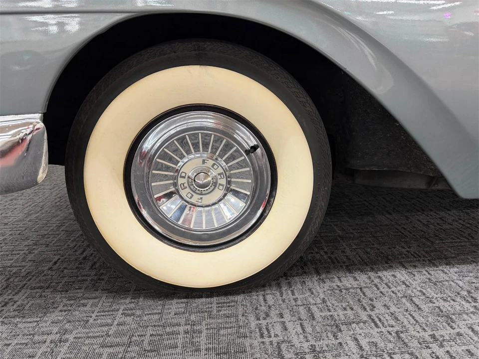 1957 Ford Fairlane 2nd Gen - Image 22 of 31