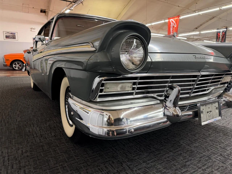 1957 Ford Fairlane 2nd Gen - Image 7 of 31