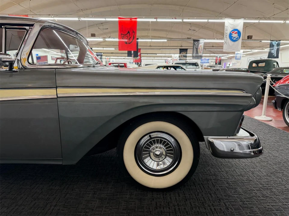 1957 Ford Fairlane 2nd Gen - Image 26 of 31