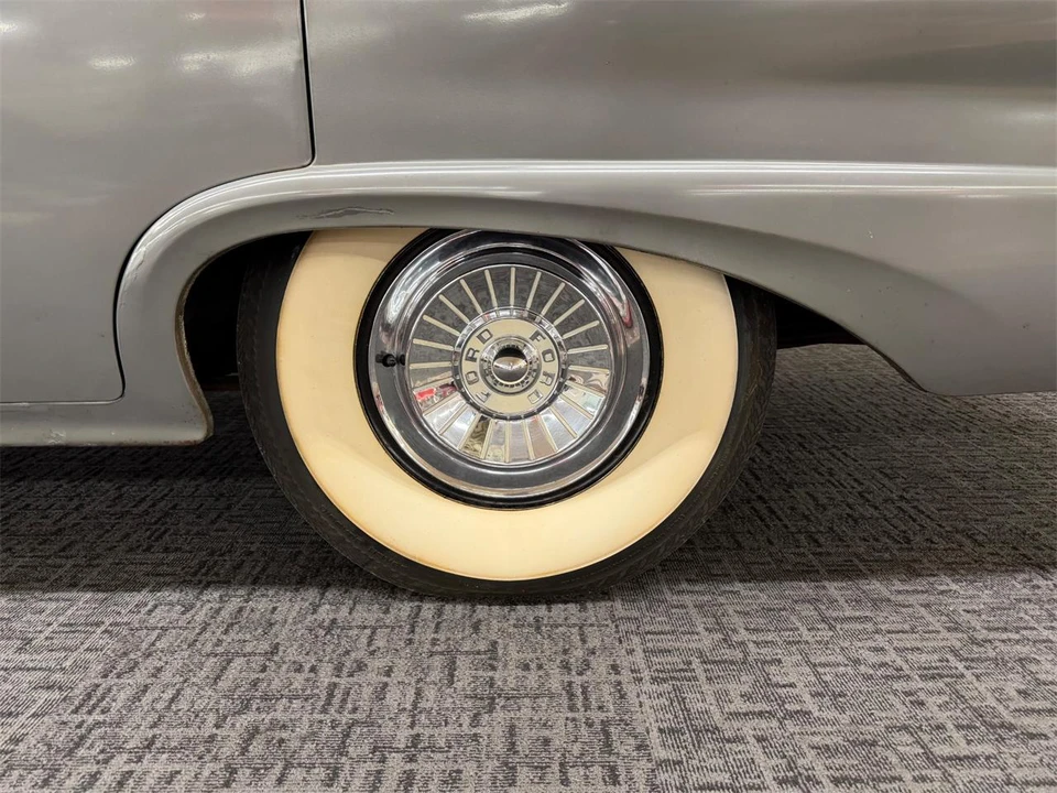 1957 Ford Fairlane 2nd Gen - Image 23 of 31