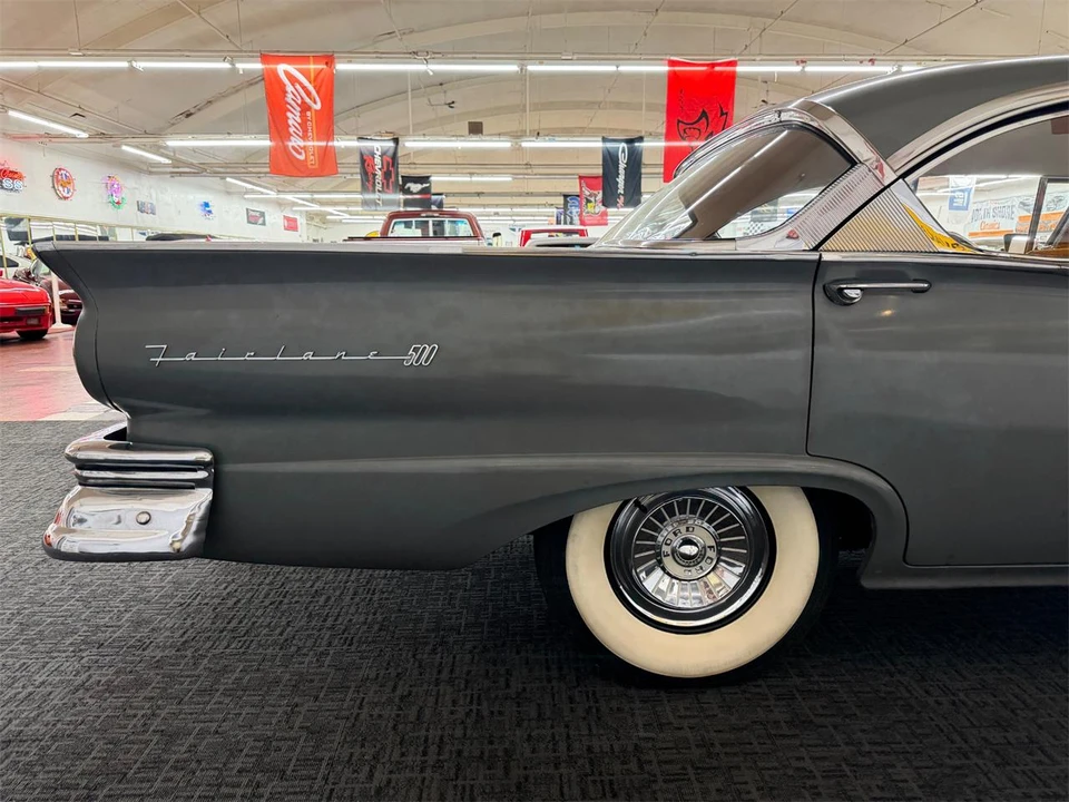 1957 Ford Fairlane 2nd Gen - Image 24 of 31
