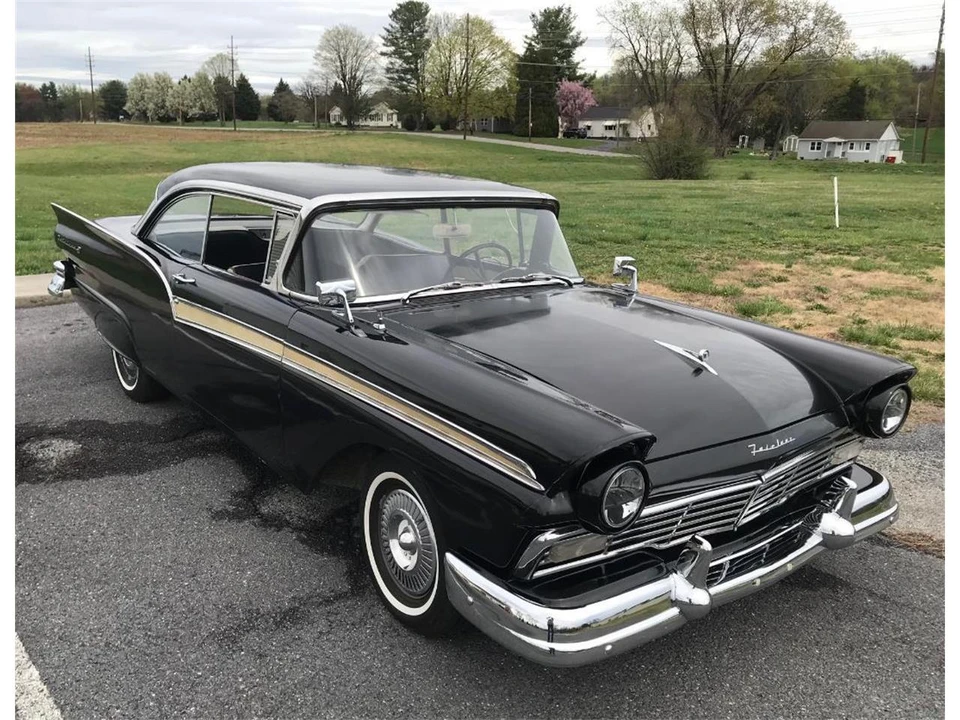 1957 Ford Fairlane 2nd Gen - Image 10 of 24