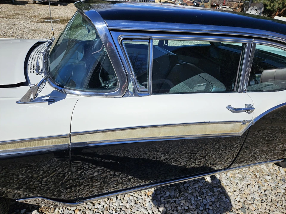 1957 Ford Fairlane 2nd Gen - Image 24 of 31