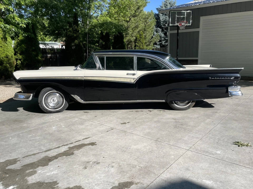 1957 Ford Fairlane 2nd Gen - Image 15 of 31