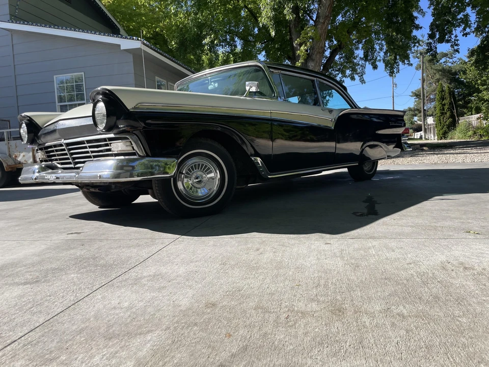 1957 Ford Fairlane 2nd Gen - Image 2 of 31
