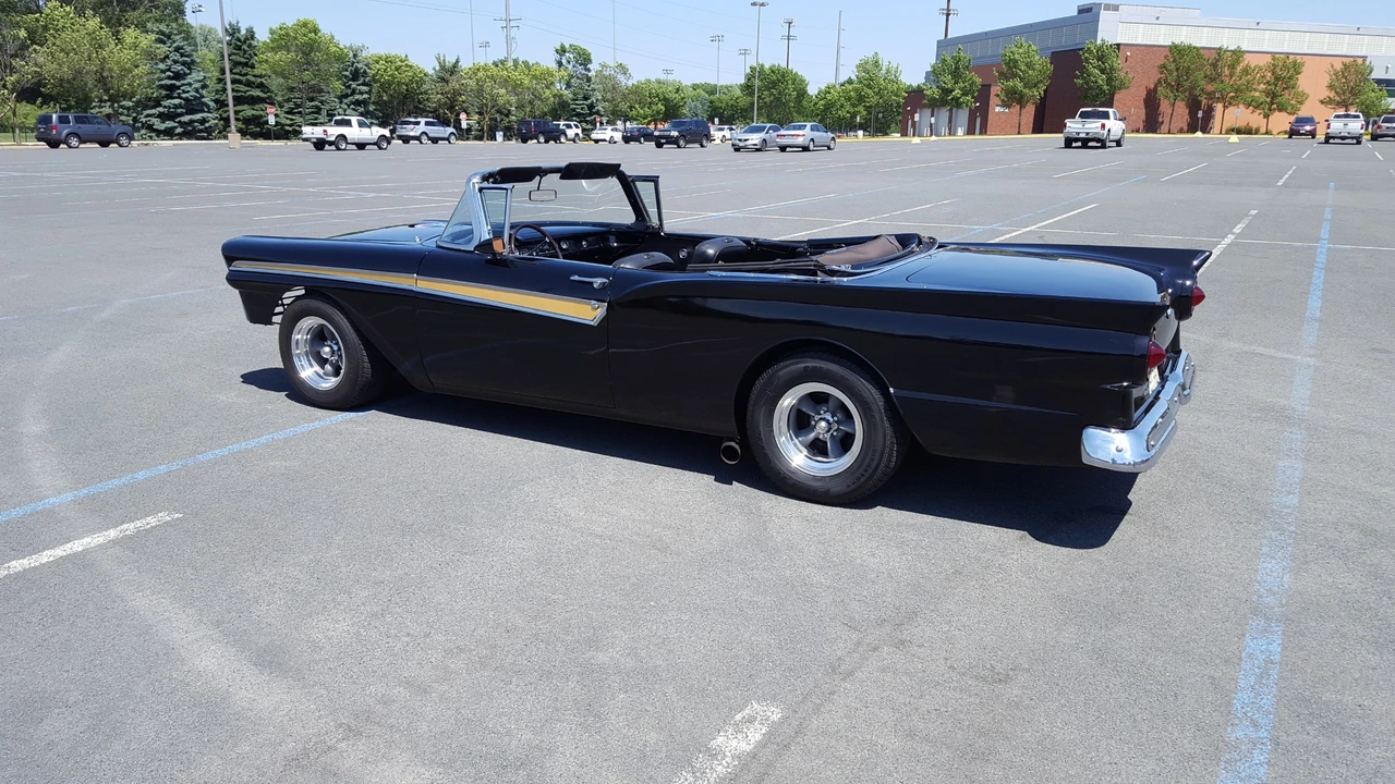 1957 Ford Fairlane 2nd Gen - Image 19 of 31