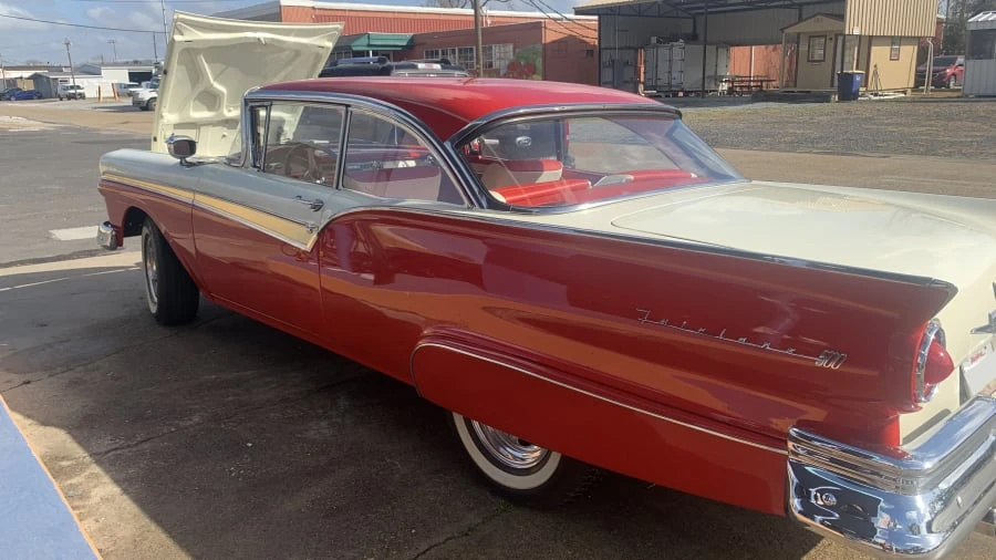 1957 Ford Fairlane 2nd Gen - Image 10 of 11