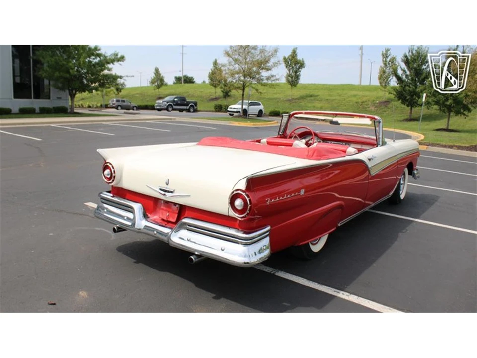 1957 Ford Fairlane 2nd Gen - Image 4 of 31